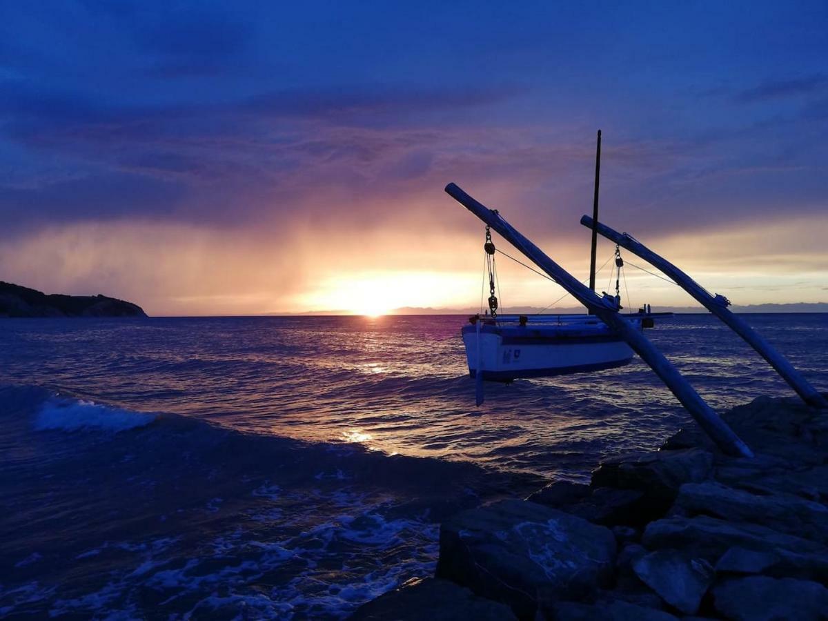 Apartma Ada Izola Bagian luar foto